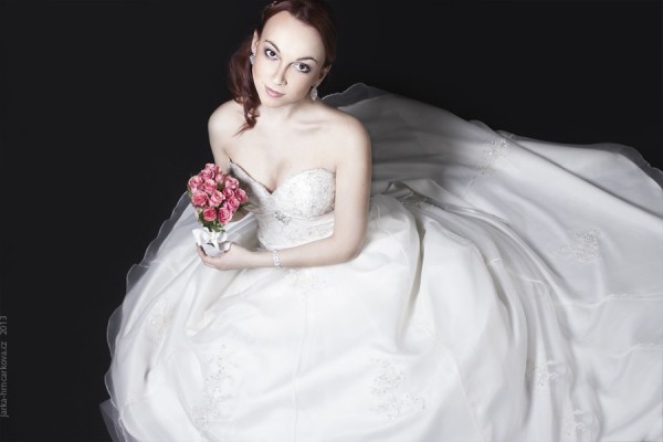 Fotograf Praha: Focení ve svatebních šatech